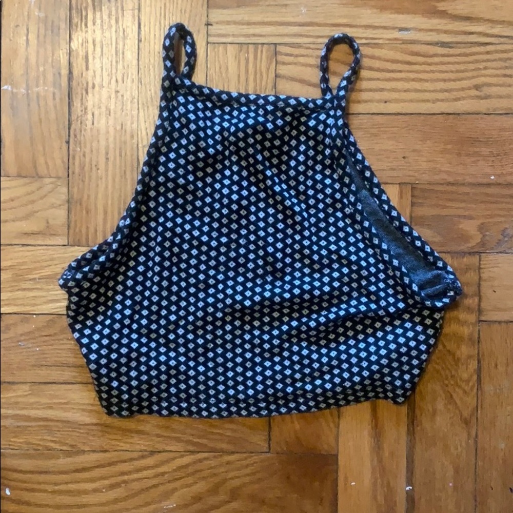 Brandy Melville cropped top